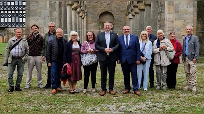 Am Tag der Deutschen Einheit hat eine Delegation aus Bayreuth um 2. Bürgermeister Stefan Schuh (Mitte) die Partnerstadt Rudolstadt besucht. (Foto: Stadt Bayreuth)