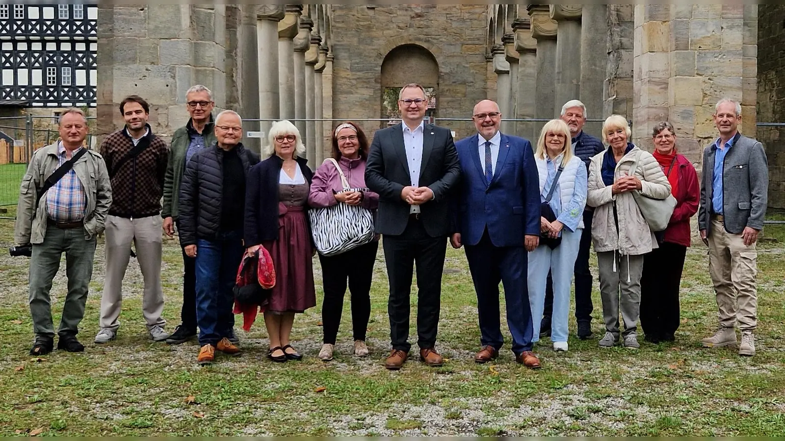Am Tag der Deutschen Einheit hat eine Delegation aus Bayreuth um 2. Bürgermeister Stefan Schuh (Mitte) die Partnerstadt Rudolstadt besucht. (Foto: Stadt Bayreuth)