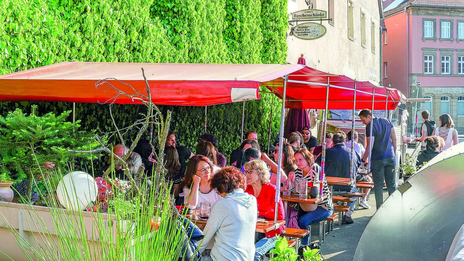 Die Buschenschänke der Bäckerei Lang startet in die neue Saison. (Foto: gmu)