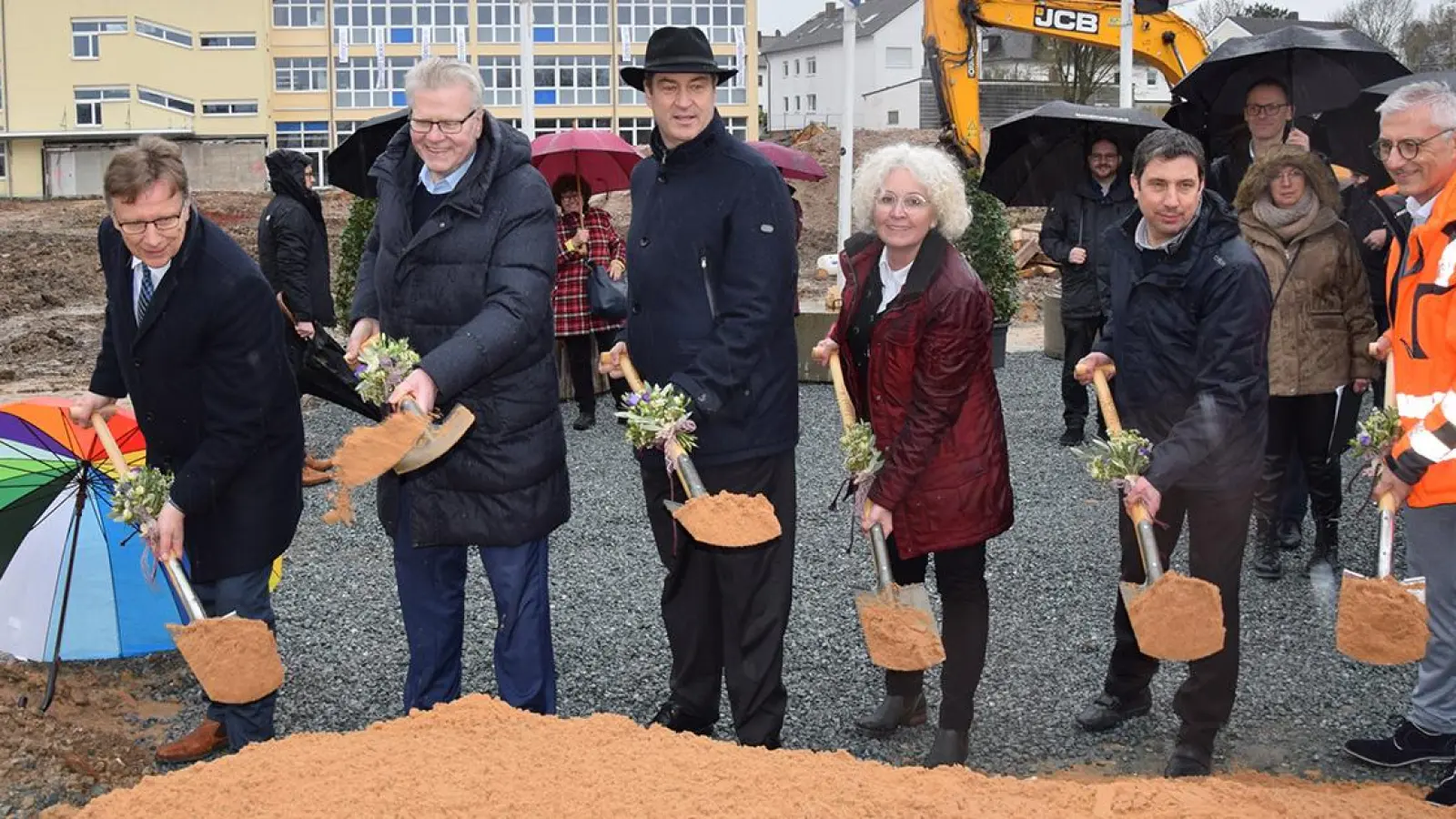 Bayreuth Berufsschule Spatenstich Söder (Foto: Lenkeit)