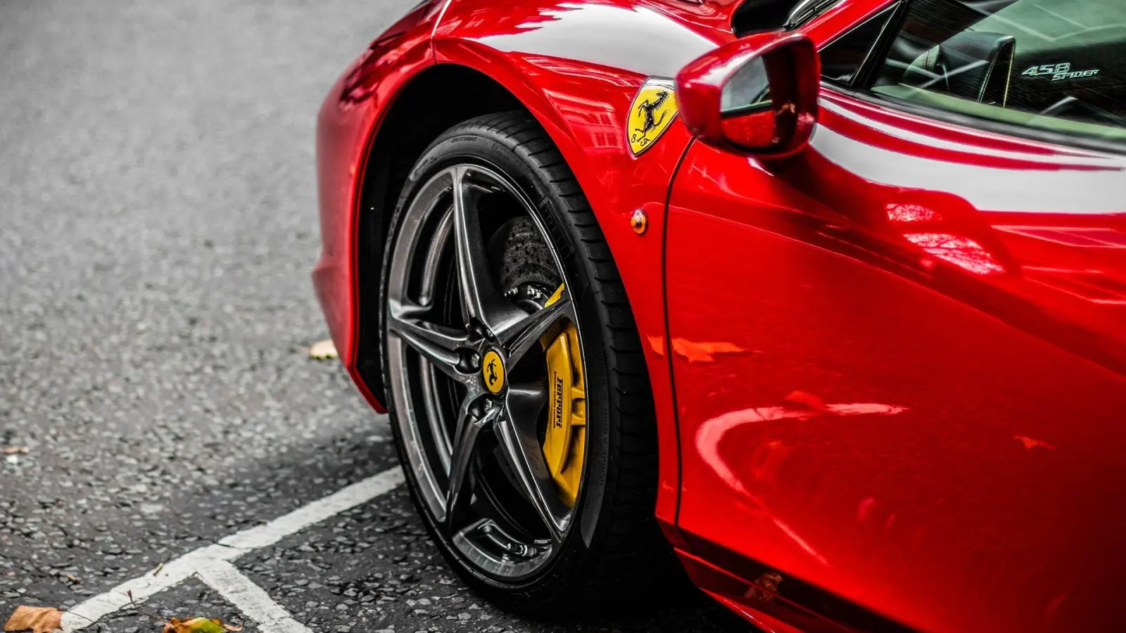 Ferrari – Auto – Felge – Rot – Foto: Pixabay (Foto: Symbolbild)
