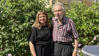 Erwin Pflaum und Eva Bär bei einer Veranstaltung im August 2025 in Haus Wahnfried. <br> (Foto: Munzert)
