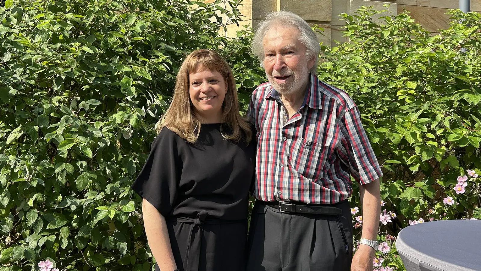 Erwin Pflaum und Eva Bär bei einer Veranstaltung im August 2025 in Haus Wahnfried. <br> (Foto: Munzert)