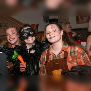 Die große Galasitzung der Bayreuther Hexen verwandelte das ZENTRUM in eine Hochburg des Faschings.  (Foto: sd)