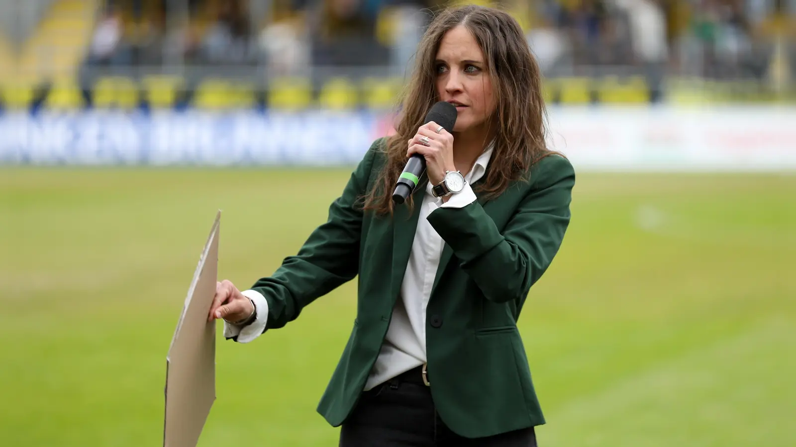 Hat seit mittlerweile gut einem Jahr die Zügel bei der Altstadt fest in der Hand: Geschäftsführerin Dr. Nicole Kalemba. (Foto: SpVgg Bayreuth/Michael Ott)