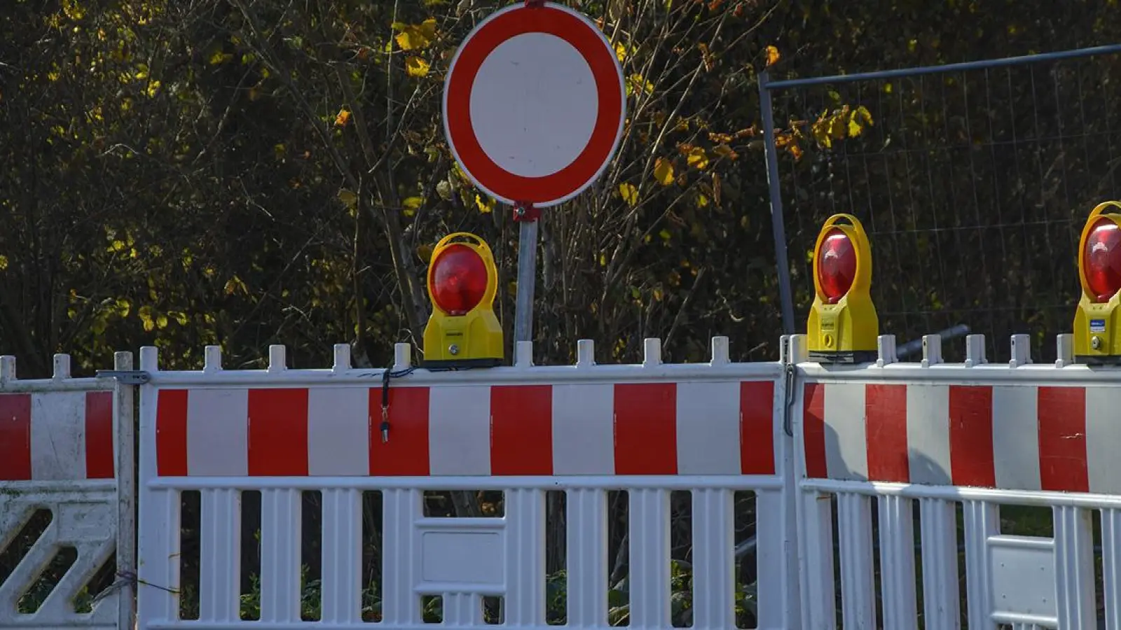 Drei Straßen in Bayreuth neu gesperrt: Auch eine Gasleitung ist Schuld (Foto: red)