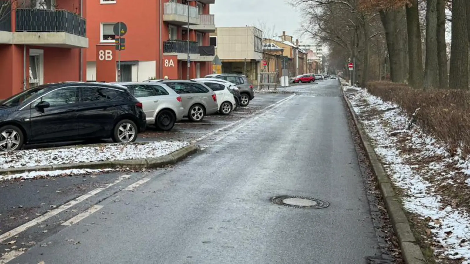 Die Pottensteiner Straße beim Röhrensee: Gesperrt am 7. Dezember. (Foto: Stefan Dörfler)