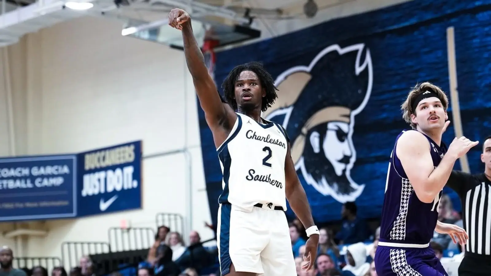 Center Taje Kelly (Nummer 2, hier noch im Trikot der Charleston Southern University), wechselt zum BBC Bayreuth.&nbsp; (Foto: BBC Bayreuth)