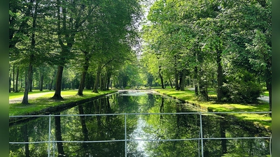 Romantisch und verwunschen: Der Bayreuther Hofgarten verströmt noch heute den Charme vergangener höfischer Zeiten. (Foto: Redaktion [gmu] (g.munzert@inbayreuth.de, gmu))
