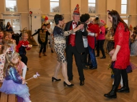 Mit schwungvollen Auftritten der Mohrenwäscher, mitreißender Live-Musik und einer ausgelassenen Tanzfläche wurde gelacht, geschunkelt und gemeinsam gefeiert. (Foto: sd)