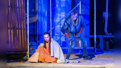 Die Liebesgeschichte zwischen dem entstellten Glöckner Quasimodo und der Tänzerin Esmeralda ist tragisch. (Foto: red)