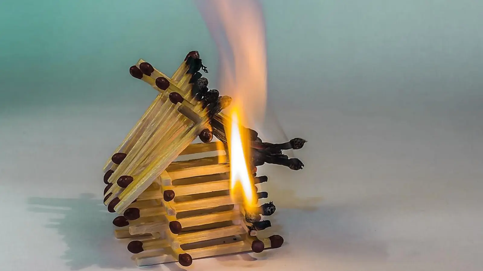 Gartenhütte niedergebrannt (Foto: inBayreuth.de)