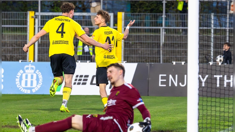 Wie beim jüngsten Heimsieg gegen die DJK Vilzing (Bild) hofft die Altstadt auch am Freitag gegen die SpVgg Unterhaching Torerfolge bejubeln zu können. (Foto: Dirk Ellmer)