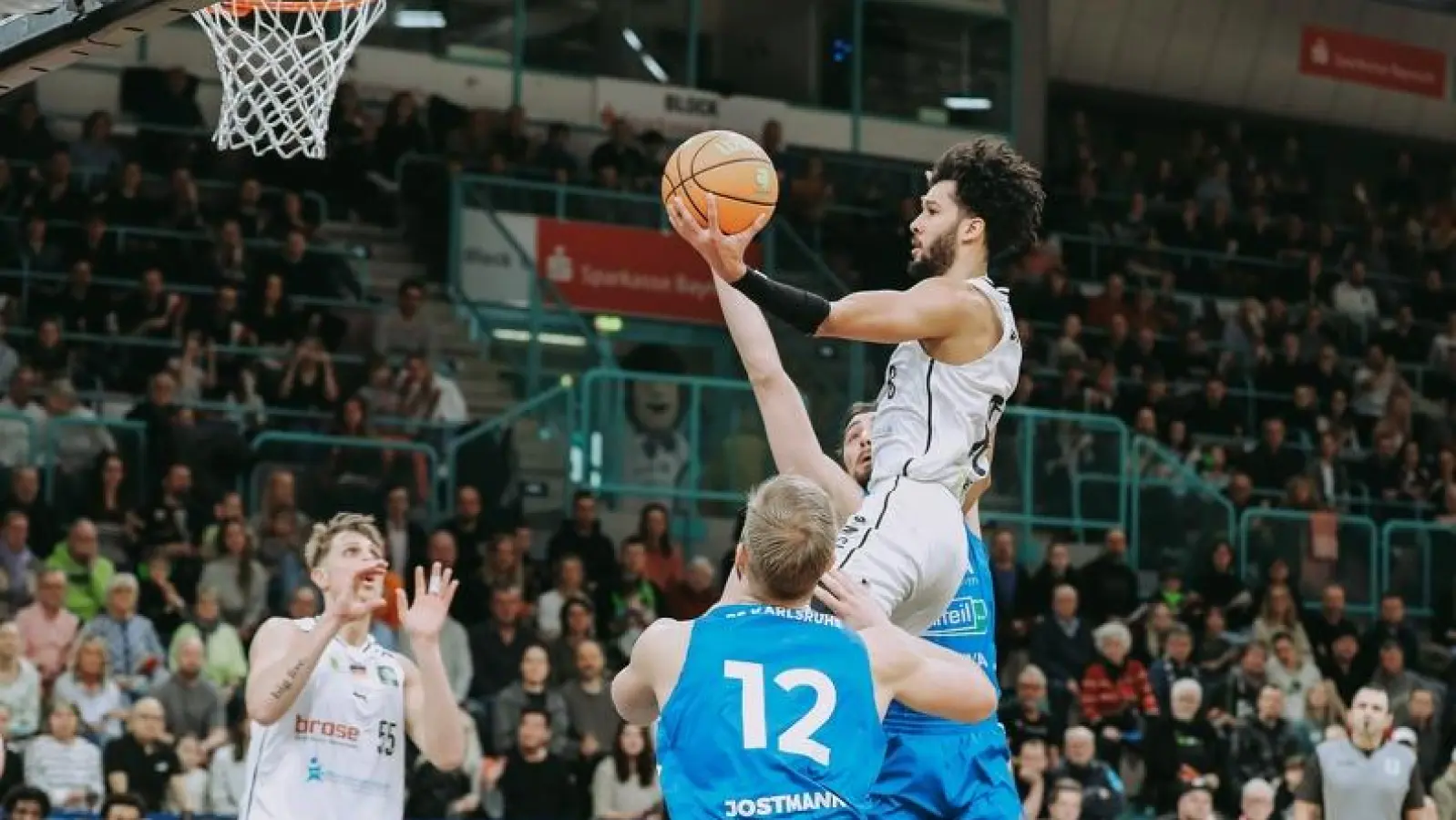 Mit viel Einsatz sicherte sich der BBC den Sieg gegen den Playoff-Konkurrenten Karlsruhe. (Foto: Thorsten Ochs/ochsenfoto.de)