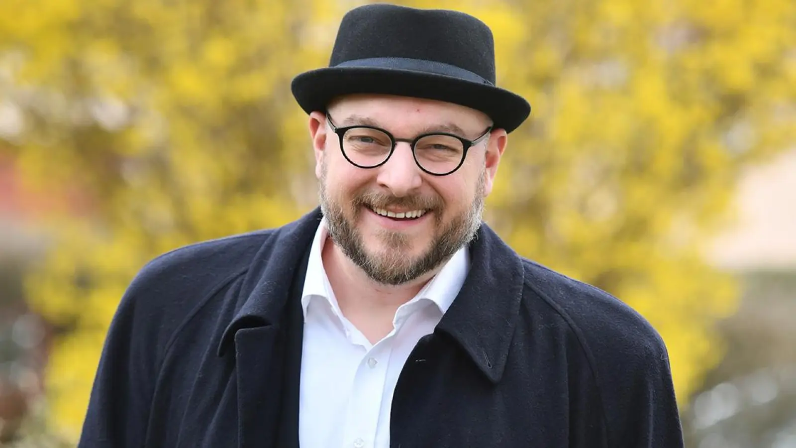 Hannes Schott, Kabarettist und Pfarrer. (Foto: Frank May/Random House)