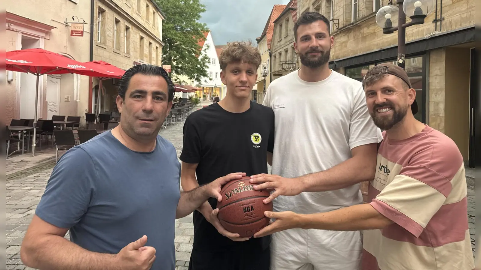 Von links: Alexis Karypidis, Liam Holländer, Leon Kratzer und Johannes Ködel. (Foto: Martin Munzert)