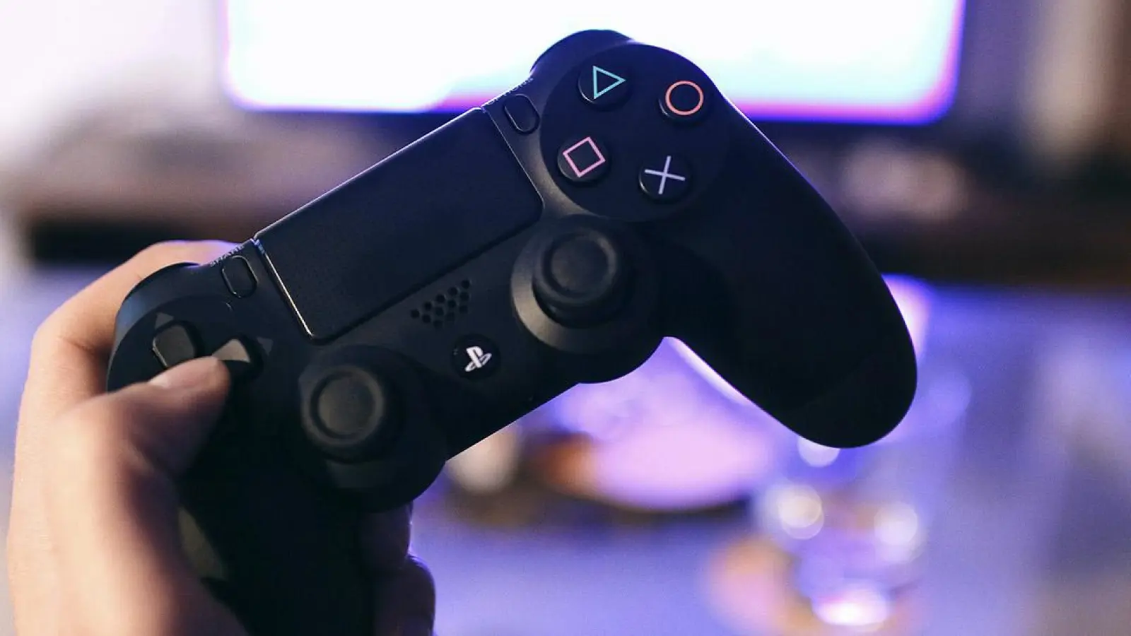 Polizei in Bayreuth: Spielekonsole aus dem Fake-Shop (Foto: red)