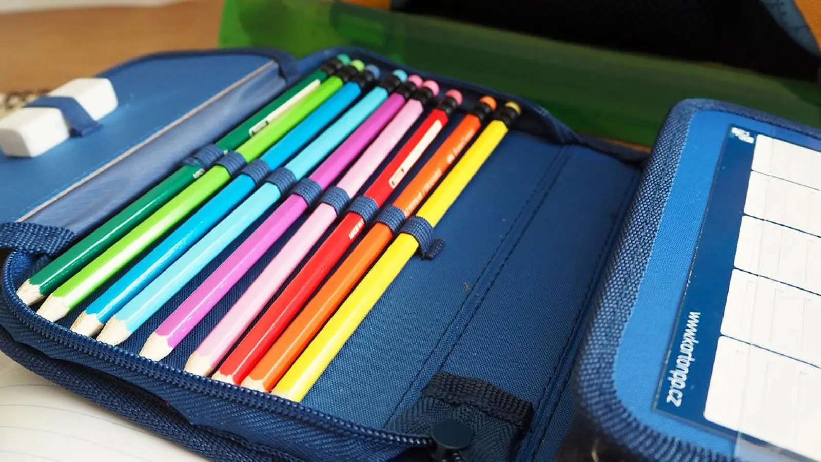 Nachhaltig ins neue Schuljahr starten: So geht es (Foto: pixabay/flockine)