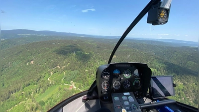 Blick aus einem Hubschrauber der Luftrettungsstaffel Bayern e.V. (Foto: Jörg Herrmannsdörfer, Luftrettungsstaffel Bayern, Standort Mistelgau)