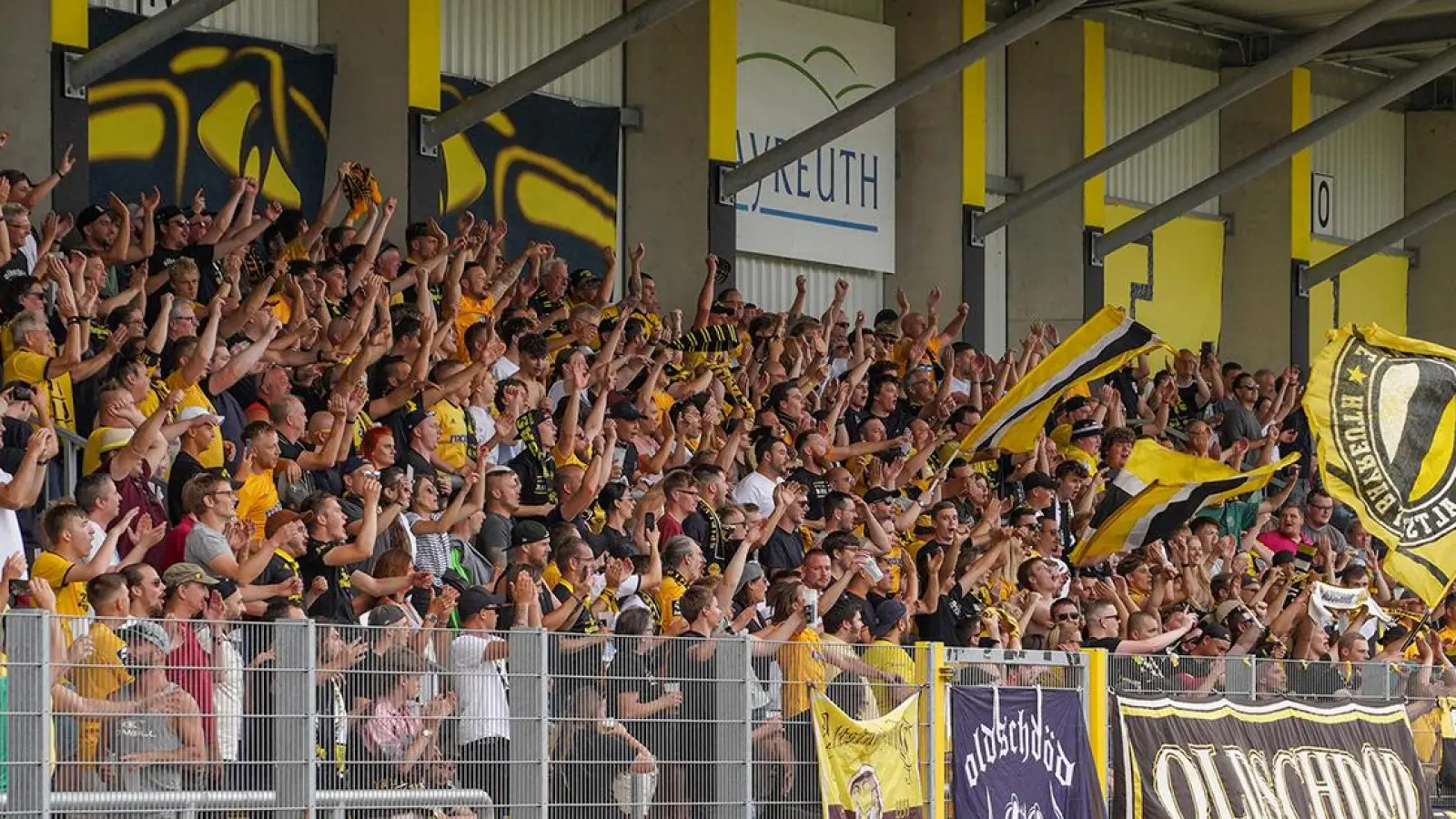 Löwen-Spiel elektrisiert die Massen: Gute Nachricht für Bayreuth-Fans (Foto: Dörfler)