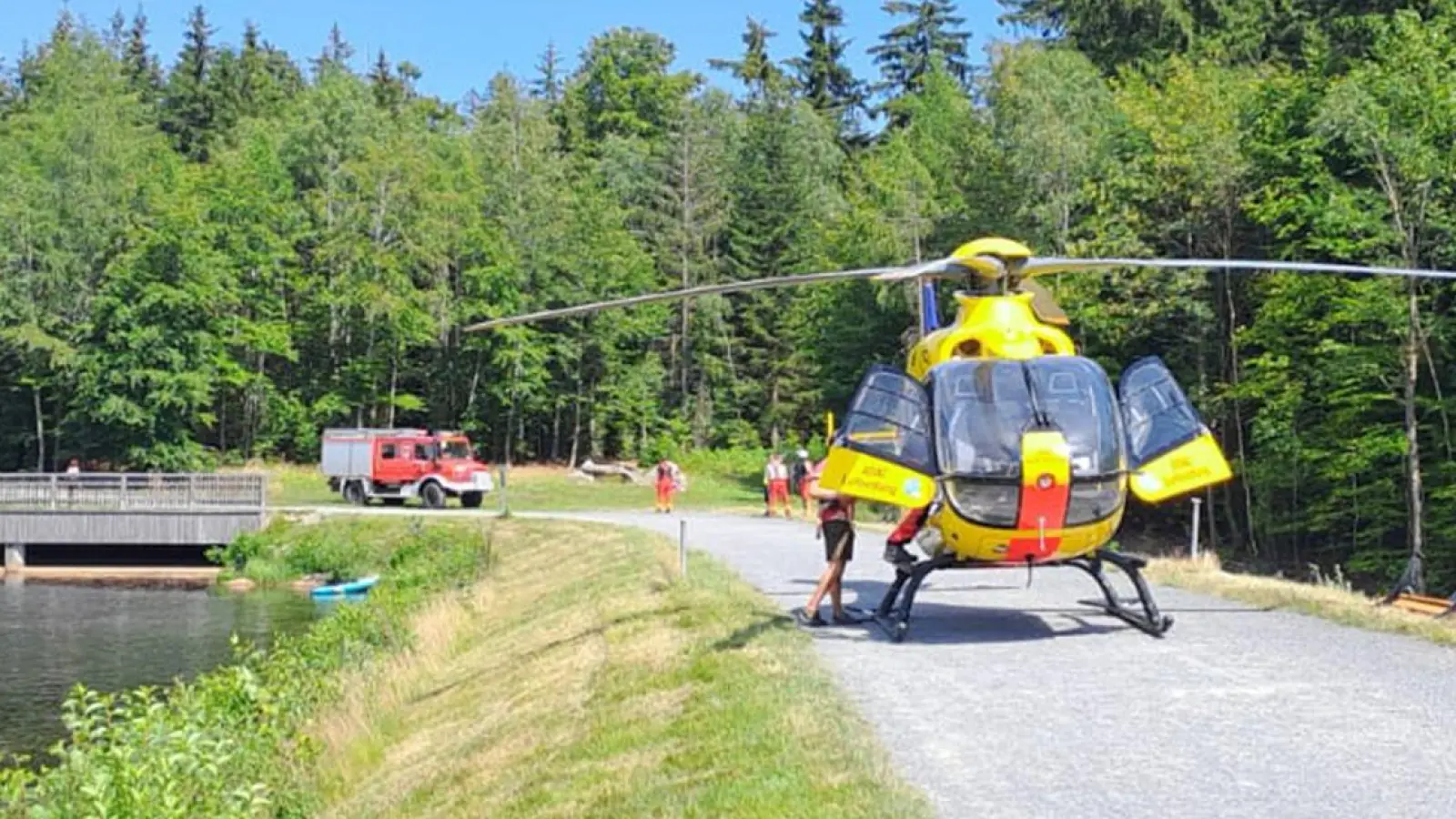 Rettungshubschrauber am Fichtelsee. (Foto: BRK-Kreisverband Bayreuth)