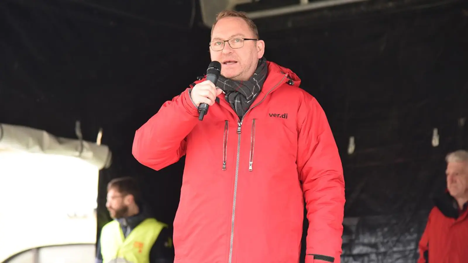 Streik in Bayreuth: ver.di-Vorsitzender Frank Werneke am 15. März 2023. (Foto: Dörfler)