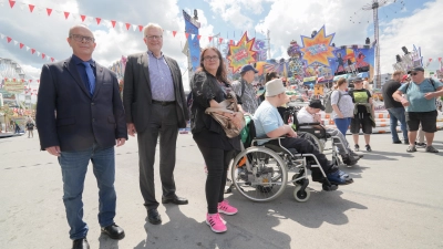Über 2.000 Menschen mit Behinderung besuchten heute das Bayreuther Volksfest.  (Foto: Stadt Bayreuth)