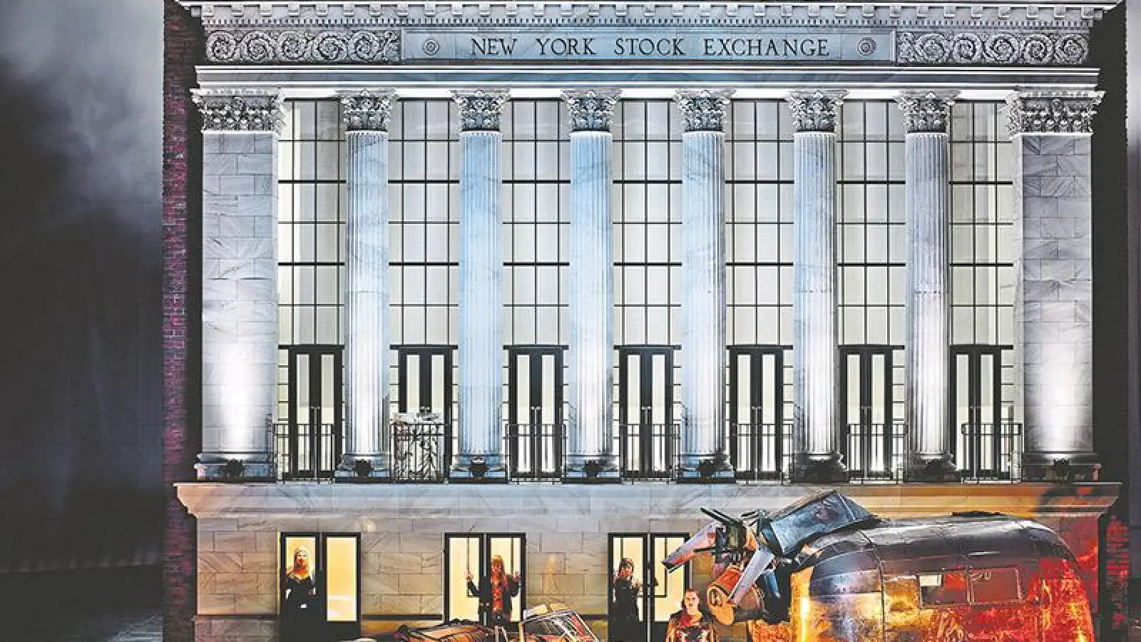 „Ring des Nibelungen“-Inszenierung von Frank Castorf aus dem Jahr 2013. Die Inszenierung wurde sehr<br>kontrovers diskutiert und der Regisseur nach der Premiere ausgebuht. Unser Bild zeigt die Börse in der New Yorker Wallstreet, eine Szene aus „Götterdämmerung“. (Foto: red)