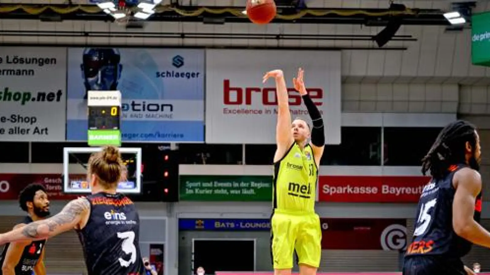 SpVgg Bayreuth: Toller Spielzug ebnet den Weg zum Sieg (Foto: Peter Kolb)