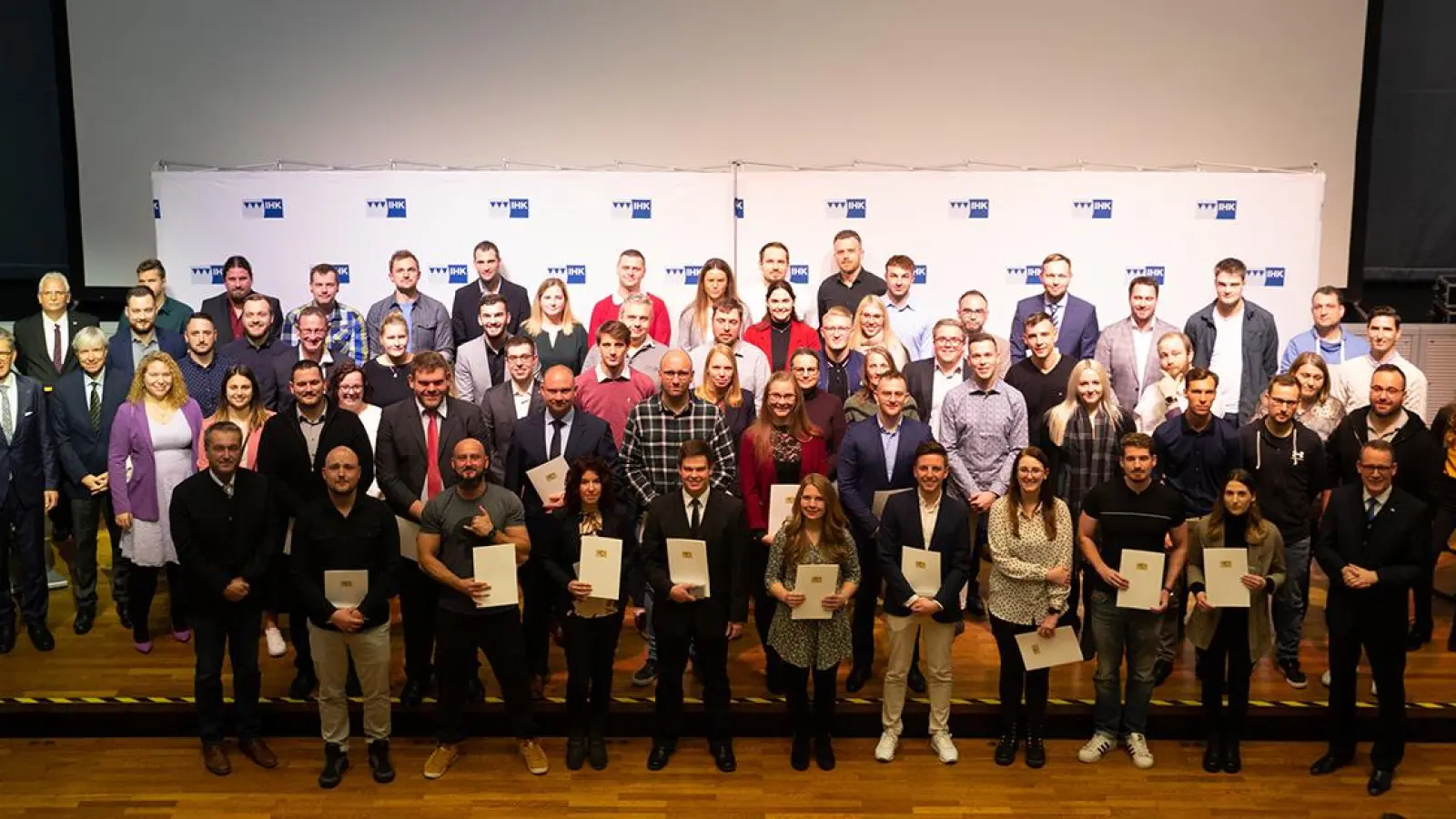 IHL Bayreuth: Weiterbildung erfolgreich abgeschlossen. (Foto: red)