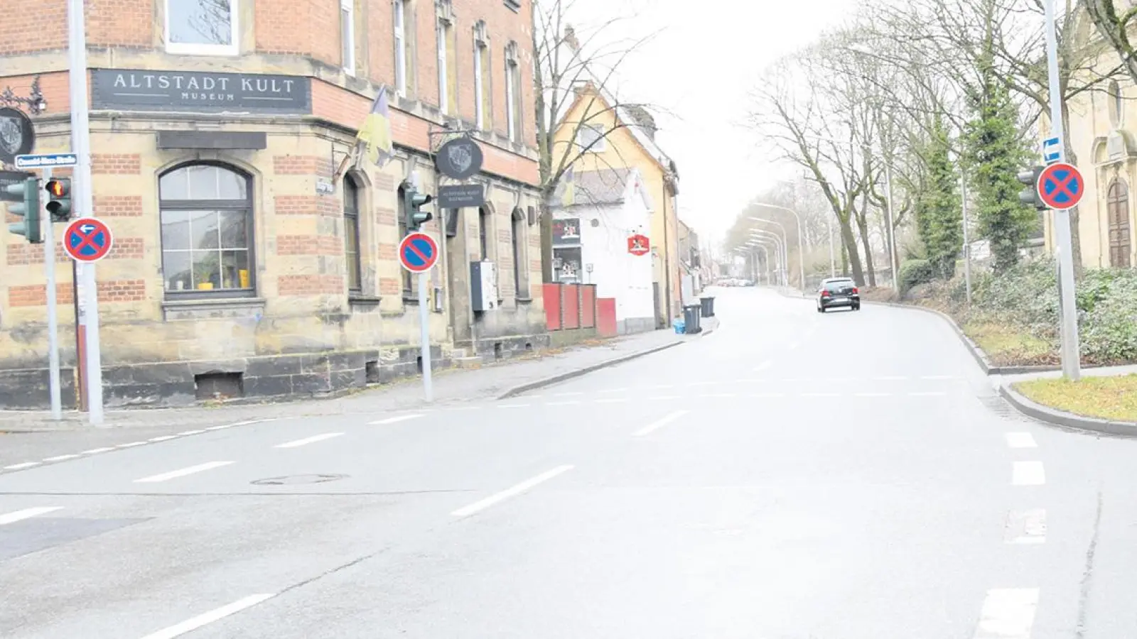 Die Erlanger Straße stadtauswärts: im September nur einspurig. (Foto: Mohr)