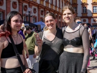 Beim Christopher Street Day (CSD) zogen zahlreiche Menschen durch die Straßen und setzten ein Zeichen für Vielfalt, Akzeptanz und Gleichberechtigung.  (Foto: sd)