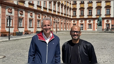 Die BMTG ist Veranstalter des gesamten Bürgerfestes. BMTG-Geschäftsführer Manuel Becher und Ahmad Kordbacheh freuen sich auf den Top-Act.  (Foto: MM)