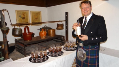 Whisky-Experte Jürgen Stark (Foto: Burg Rabenstein)