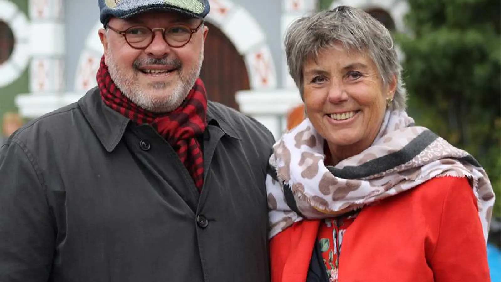 Im Bild v. l. n. r.: Jörg Reichl, Bürgermeister von Rudolstadt, mit Brigitte Merk-Erbe, der Oberbürgermeisterin von Bayreuth. (Foto: red)