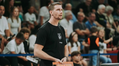 Noch einige Hausaufgaben hat das Team von MpK Bayreuth mit seinem Headcoach Vincent van Sliedregt (Bild) in den kommenden 19 Tagen bis zum Saisonstart zu erledigen. (Foto: Thorsten Ochs)