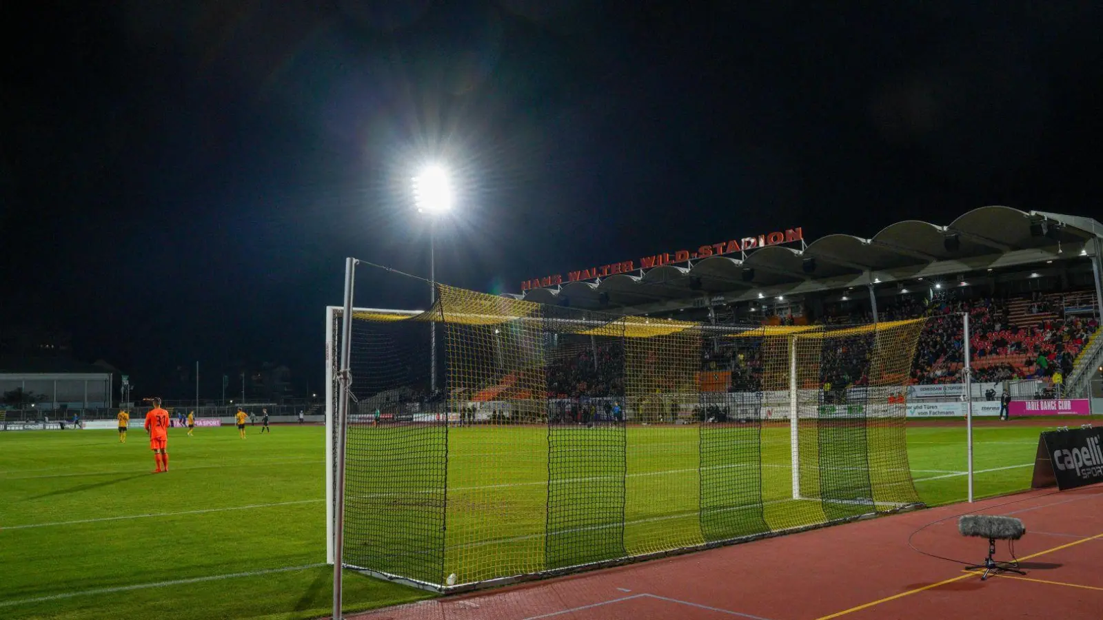 Bei Frost: In dieses Stadion könnte die SpVgg Bayreuth im März ausweichen (Foto: Dörfler)