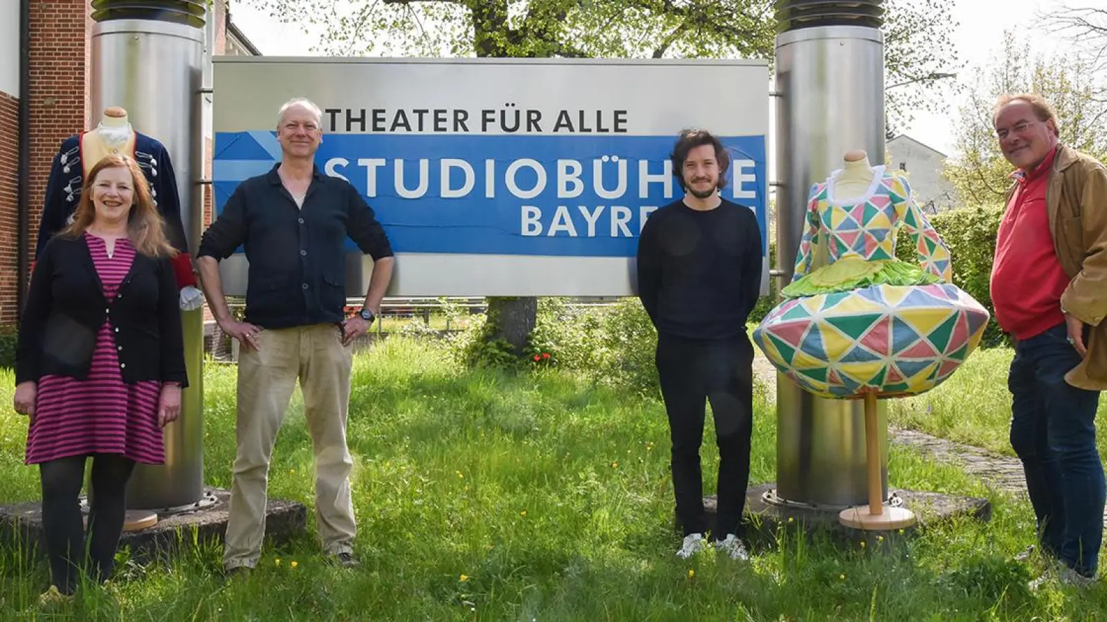 V.l.: Birgit Franz, Jürgen Skambraks, Stefan Schneller und Uwe Hoppe von der Studiobühne. (Foto: Dörfler)