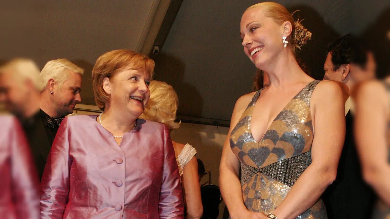 Beim Staatsempfang 2007: Bundeskanzlerin Angela Merkel gemeinsam mit Katharina Wagner. 	 (Foto: Archiv / W. Munzert )