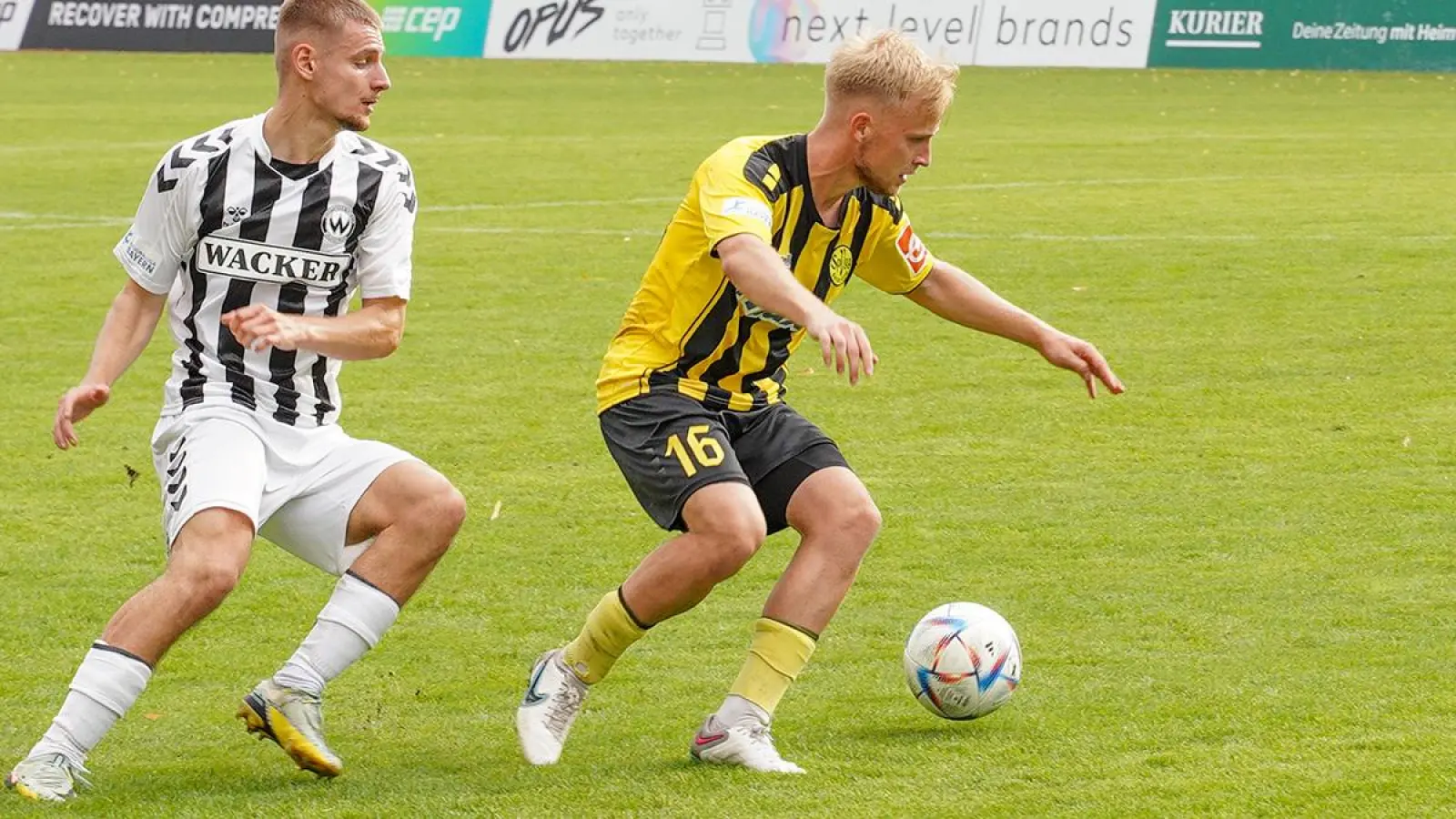 Marco Zietsch von der SpVgg Bayreuth am Ball: Am Sonntag steht der erste Test gegen den Chemnitzer FC an. (Archivbild: Stefan Dörfler)
