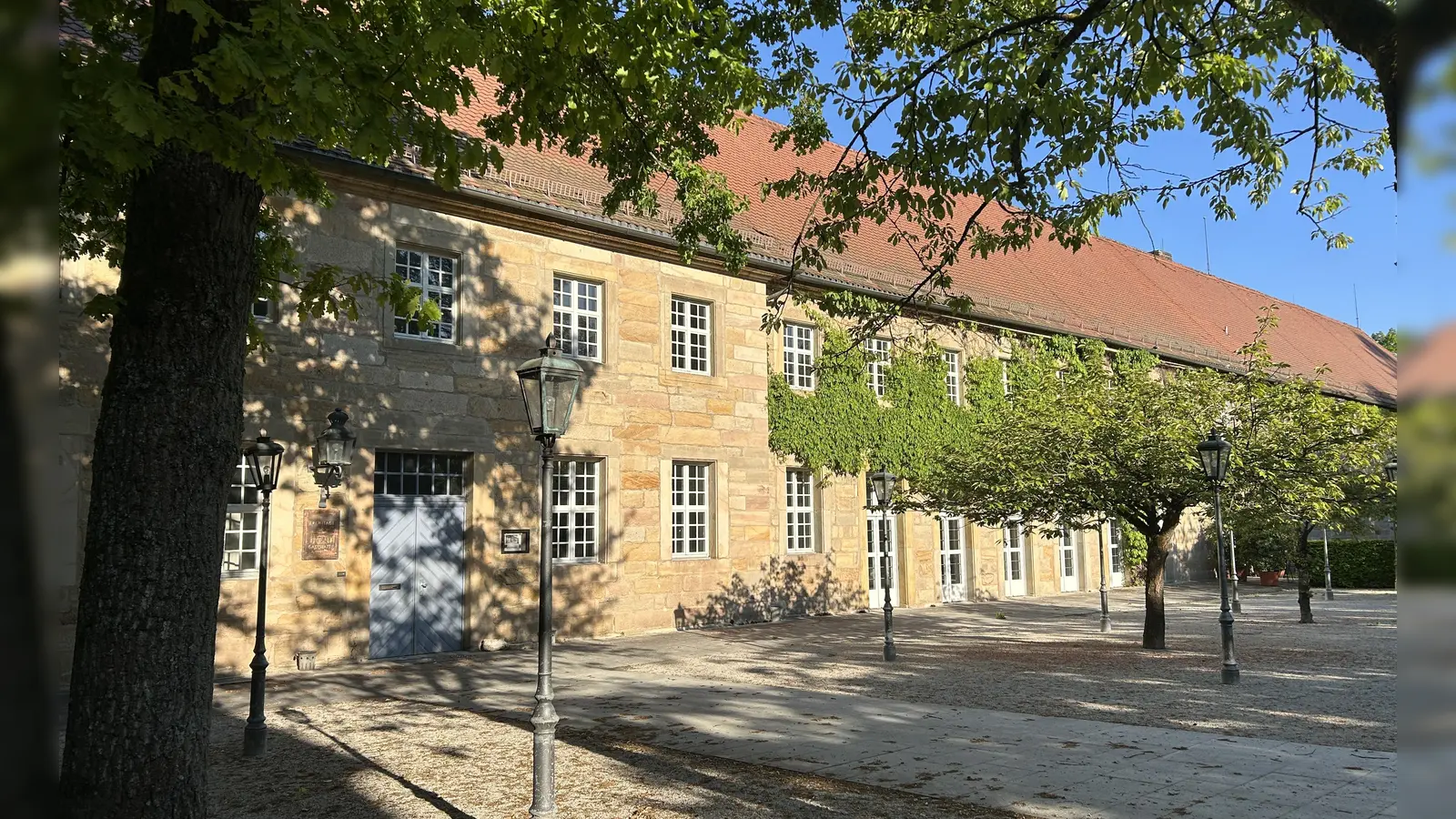 Früher konnten Gäste in der Eremitage übernachten - doch damit ist wohl nun endgültig Schluss. Es wird kein Hotel und somit keine Übernachtungsmöglichkeit mehr direkt in der Schlossanlage geben.  (Foto: jm)