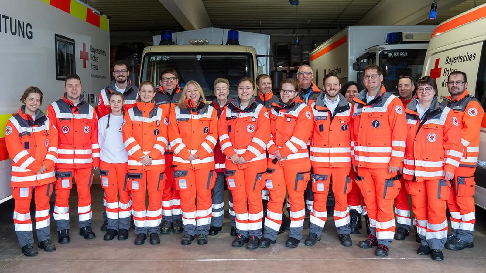 Die Teilnehmer der Großübung des BRK am Ostersamstag. (Foto: BRK-Kreisverband Bayreuth)