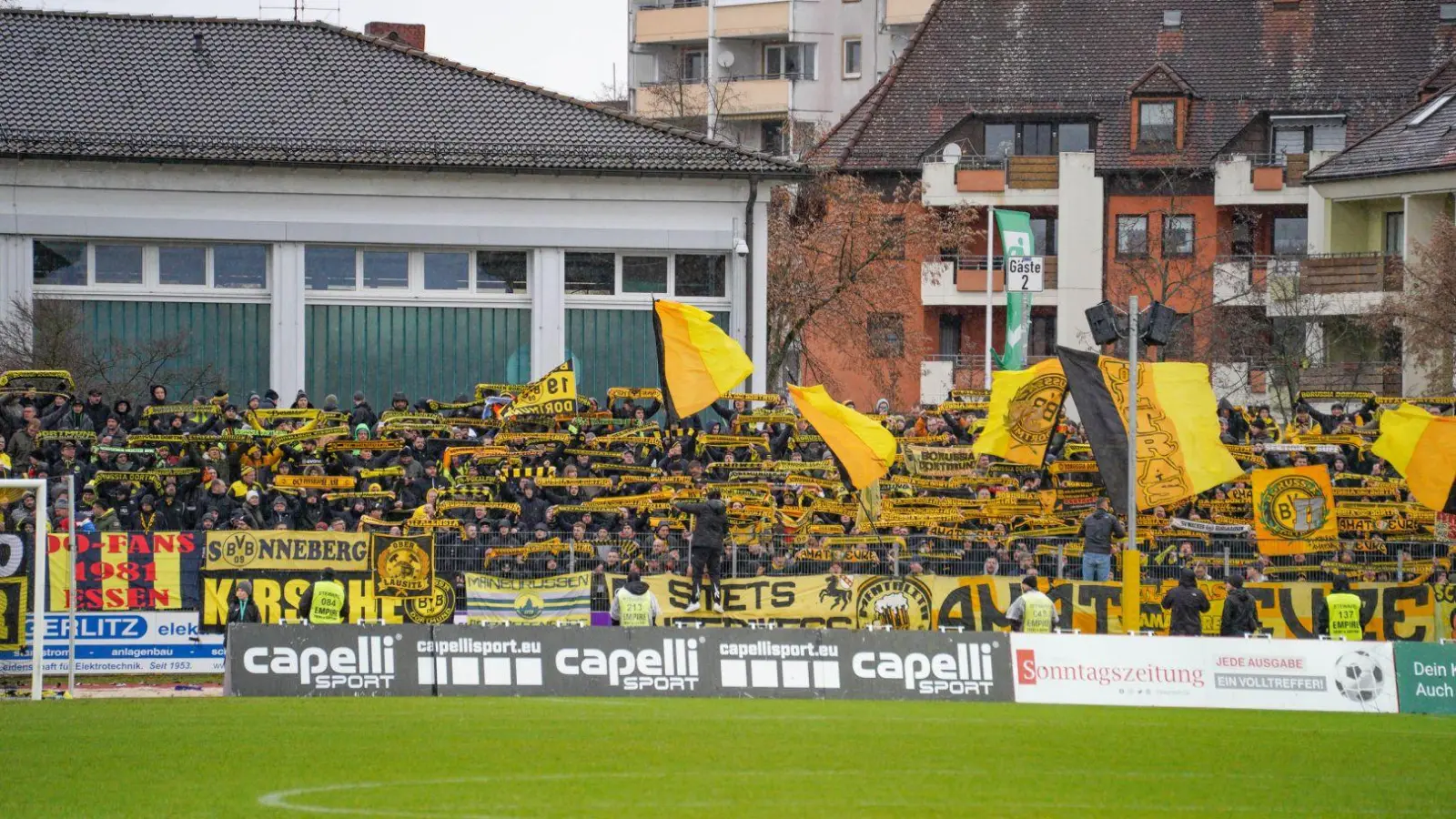 Im Gegensatz zum Hinspiel in Bayreuth (Bild) konnten die Fans von Borussia Dortmund im heimischen Stadion Rote Erde einen 1:0-Erfolg feiern. (Foto: Archiv/Stefan Dörfler)