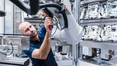 Ein Sprecher der ZF Friedrichshafen AG mit seinen Werken in Auerbach und Bayreuth erklärt, dass man bereits heute sehr flexible betriebliche Regelungen zur Arbeitszeitgestaltung habe. Foto: ZF (Foto: red)