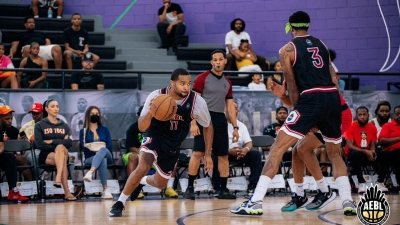 Der in der NCAA ausgebildete und zuletzt in Nordmazedonien aktive Kyle Sturdivant (am Ball) wird den Aufbau des BBC Bayreuth verstärken. (Foto: Scoot Jawn)