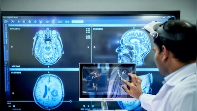 Neuer Kollege in der Radiologie? Der Einsatz von KI bringt schon jetzt einen Gewinn an Sicherheit. 	 (Foto: Adrian Moser / Universitaet Bern)