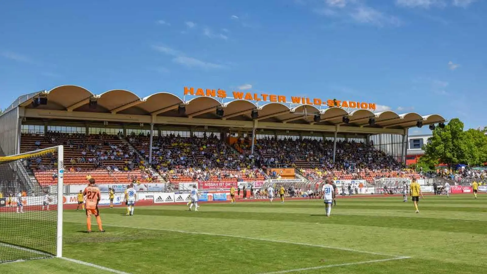 Lokalnachrichten in Bayreuth: Aufschub für das Flutlicht im Hans-Walter-Wild-Stadion (Foto: Stefan Dörfler)