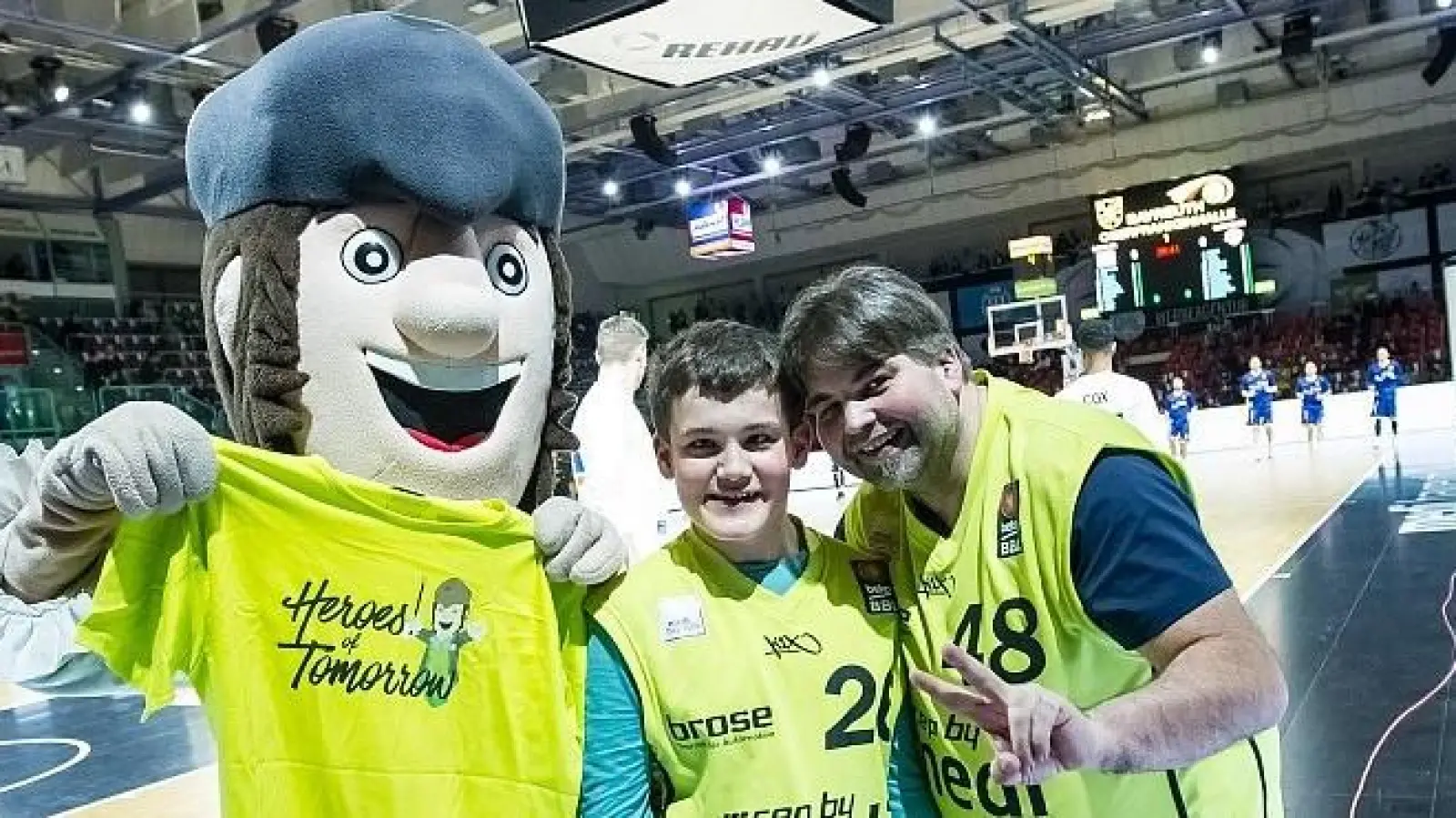 Vater Claus und Sohn Lucas sind leidenschaftliche medi-Fans. Foto: Bayreuth Bats. (Foto: inBayreuth.de)