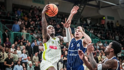 Glen Abram (am Ball) war Topscorer bei MpK in der Partie gegen Bochum. (Foto: Thorsten Ochs)
