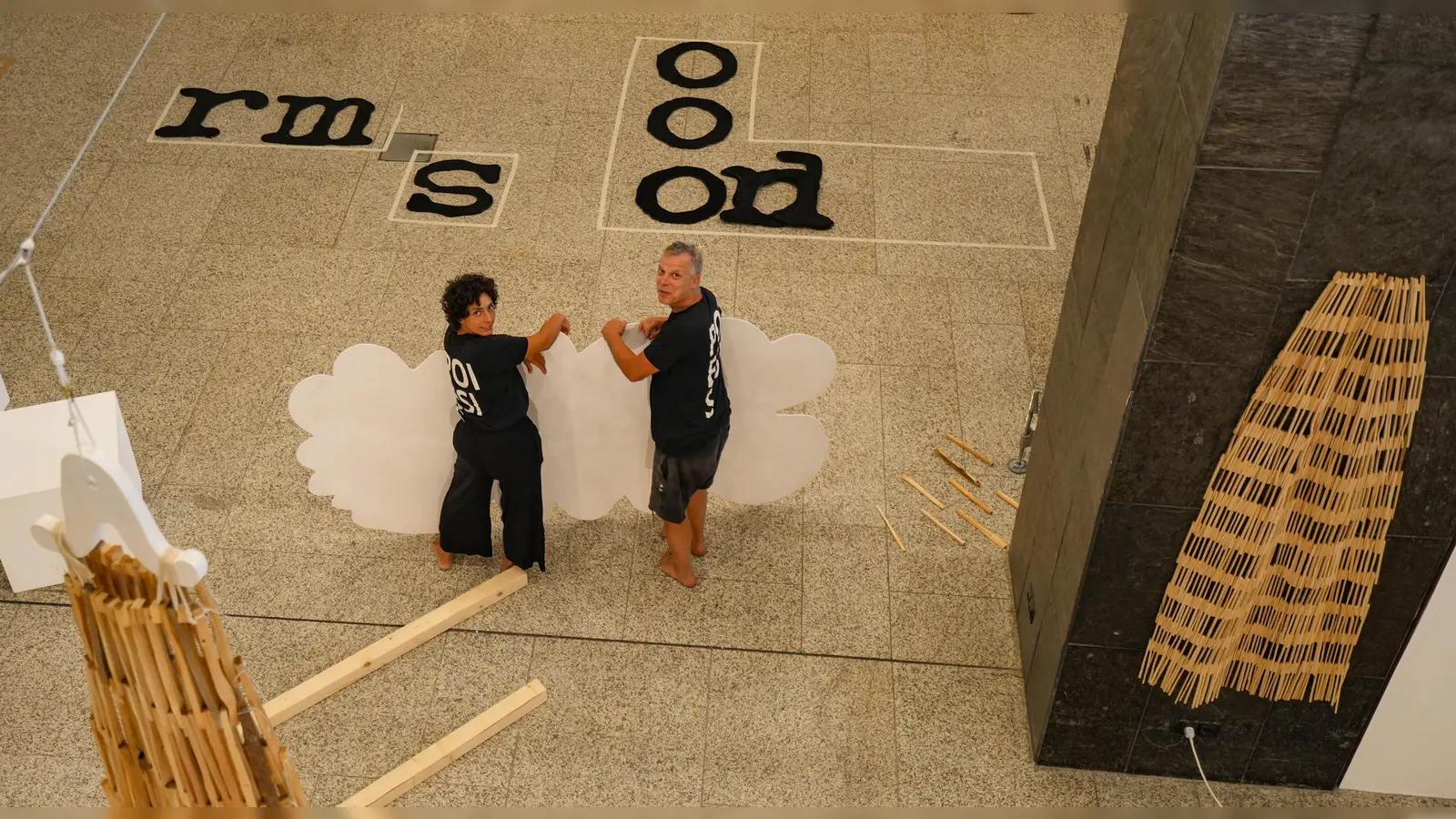 Das Kunstmuseum Bayreuth präsentiert ab Mittwoch, 22. Juli, in der Ausstellungshalle des Neuen Rathauses die interdisziplinäre und performative Ausstellung „Eigenkunstwerk“. (Foto: Stadt Bayreuth)